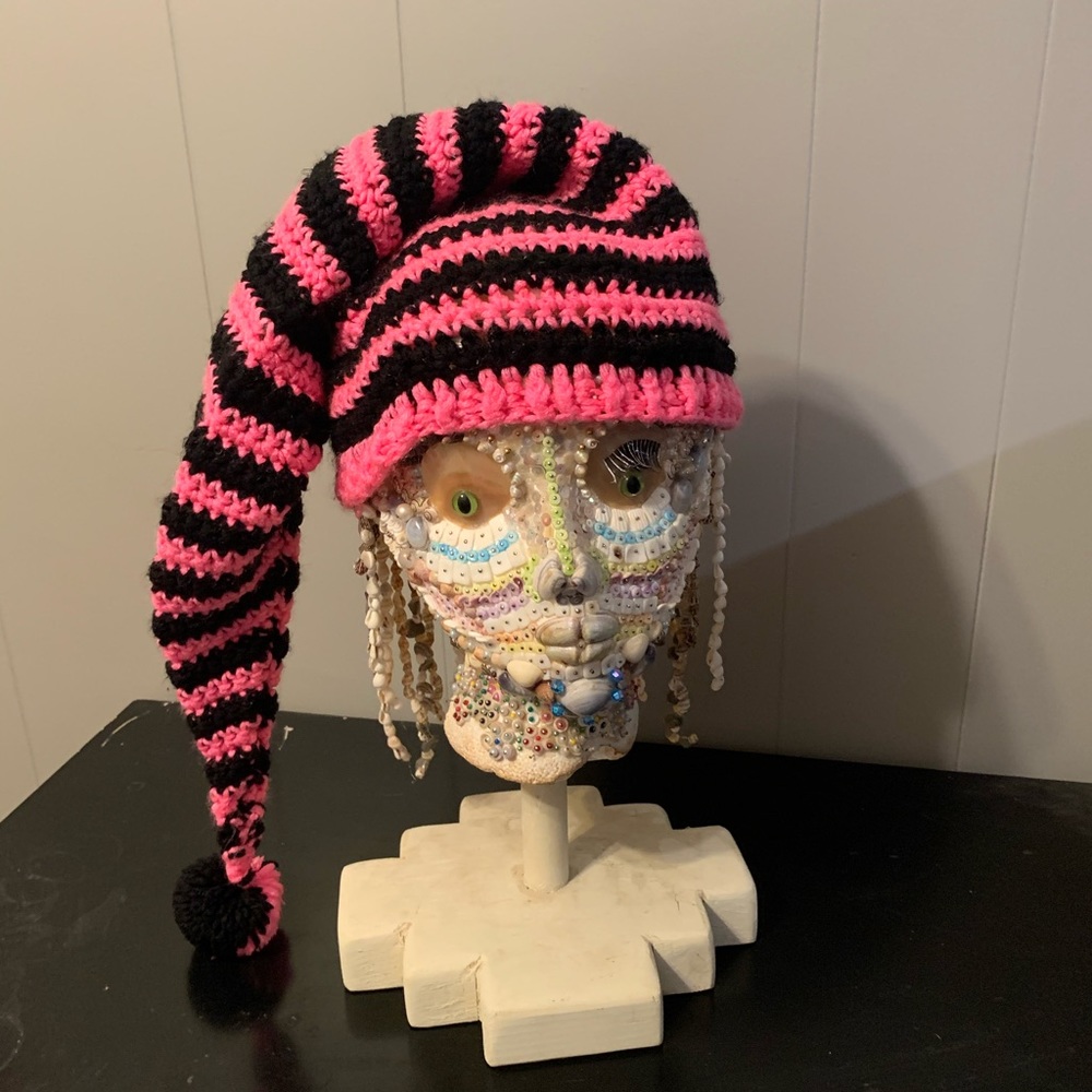 Fashion crochet hat with ball